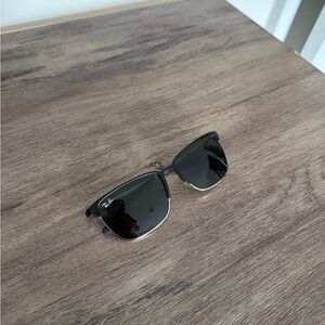 Ray-Ban Classic Black Sunglasses